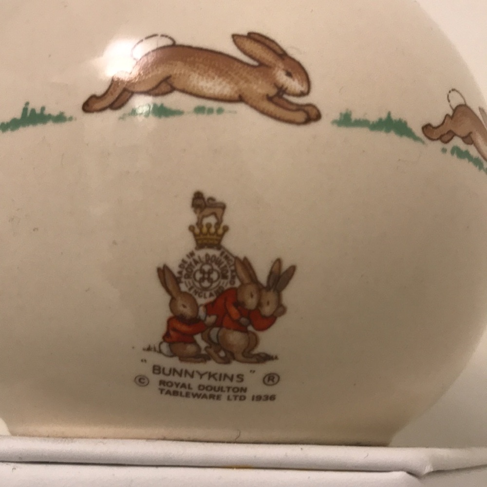 Royal Doultan Bunnykin’s Round Bank - Picture 9 of 11